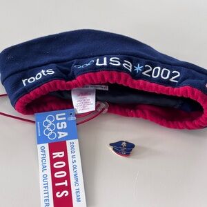 NWT Roots Salt Lake 2002 Olympics Beret & Pin